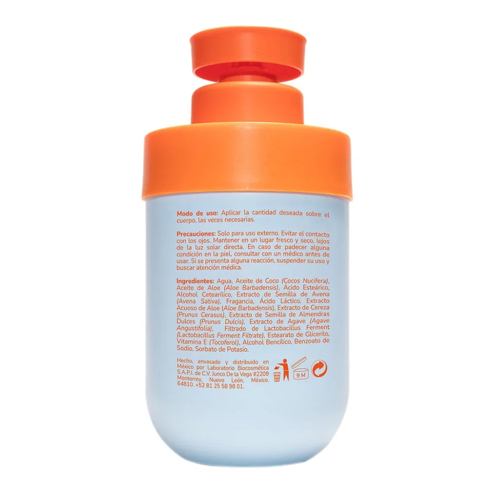Parte trasera de la crema corporal Quiin Smooth Probiotic Body Lotion con modo de uso e ingredientes